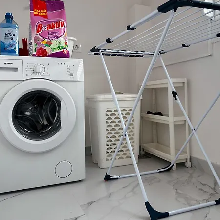 Sunny Side Apt Apartment *