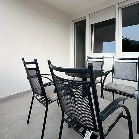 Apartment Sunny Side Apt *